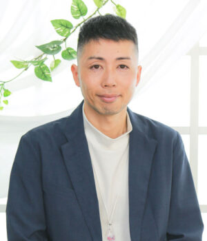 佐藤　真歩<br>（さとう　まなぶ）